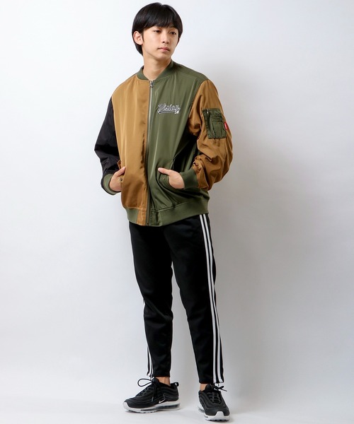 VISION STREET WEAR（ヴィジョンストリートウェア）の「VISION STREET WEAR ワッペンビッグシルエット MA-1（MA-1・メンズ・カーキ/ブラック/マルチ・M/LL/L）」の5枚目の写真