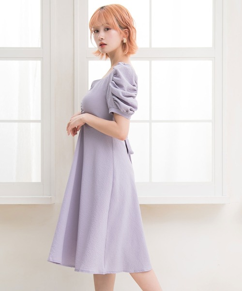 Newlyme(ニューリーミー)の「フロントギャザーワンピース(シャツワンピース・レディース・ホワイト/オレンジ/ラベンダー/ブラック・MEDIUM)」の3枚目の写真