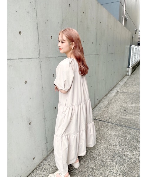 JUMELLE（ジュメロ）の「ボリュームティアードワンピース（ワンピース・レディース・ブラック/アイボリー・FREE）」の16枚目の写真