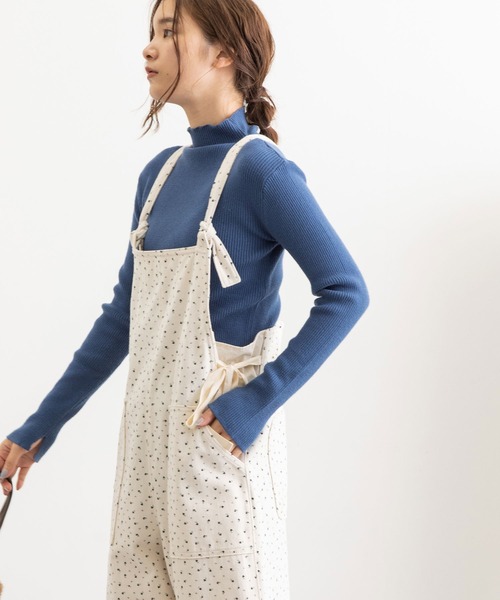 POU DOU DOU（プードゥドゥ）の「シアバターリブニット（ニット/セーター・レディース・ベージュ/ブルー/アイボリー/ダークグレー・3）」の4枚目の写真