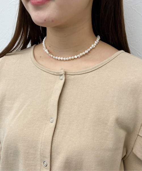 EPIMI E'PIMMY（エピミエピミー）の「パワショルカットカーディガン（カーディガン/ボレロ・レディース・オフホワイト/ブラック/ベージュ/コーラルピンク・MEDIUM）」の12枚目の写真