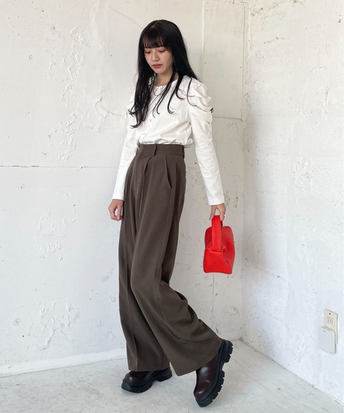 EPIMI E'PIMMY（エピミエピミー）の「パワショルカットカーディガン（カーディガン/ボレロ・レディース・オフホワイト/ブラック/ベージュ/コーラルピンク・MEDIUM）」の21枚目の写真