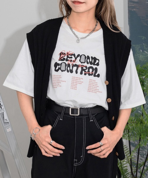 kutir(クティール)の「アソートプリントTシャツ(Tシャツ/カットソー・レディース・ホワイト/チャコールグレー/ダークブラウン/オフホワイト/ダークグレー/ラベンダー/オートミール・FREE)」の3枚目の写真