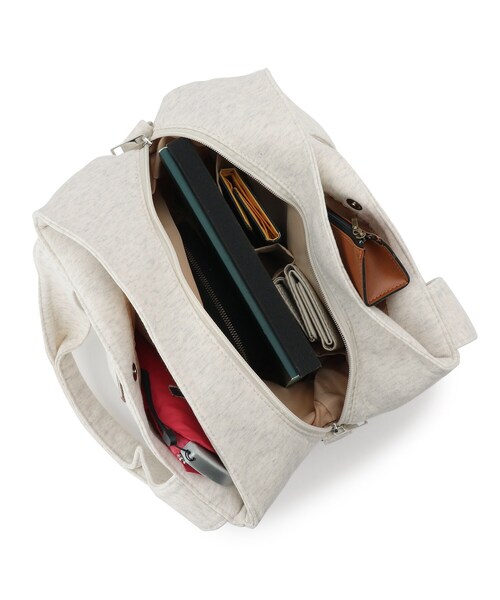 SHOO・LA・RUE（シューラルー）の「◆スウェットWジップバルーン2WAYトート（トートバッグ・レディース・アイボリー/キャメル/ピンク系・00）」の6枚目の写真