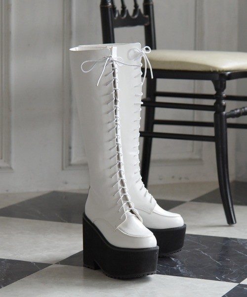 NOFALL（ノーフォール）の「厚底プラットフォームレースアップロングブーツ（ブーツ・レディース・ホワイト/ブラック・LL/M/L/3L/S）」の21枚目の写真