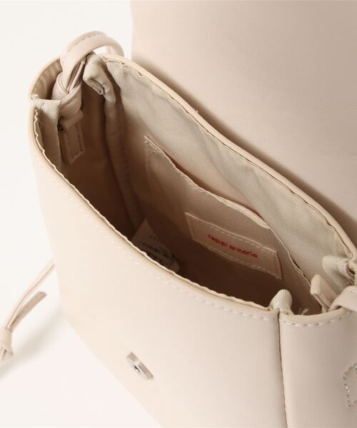 repipi armario(レピピ アルマリオ)の「フラップショルダー(ショルダーバッグ・キッズ・ミント/ホワイト/ブラック・FREE)」の7枚目の写真