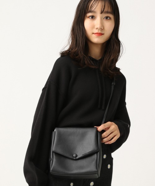 repipi armario(レピピ アルマリオ)の「フラップショルダー(ショルダーバッグ・キッズ・ミント/ホワイト/ブラック・FREE)」の8枚目の写真