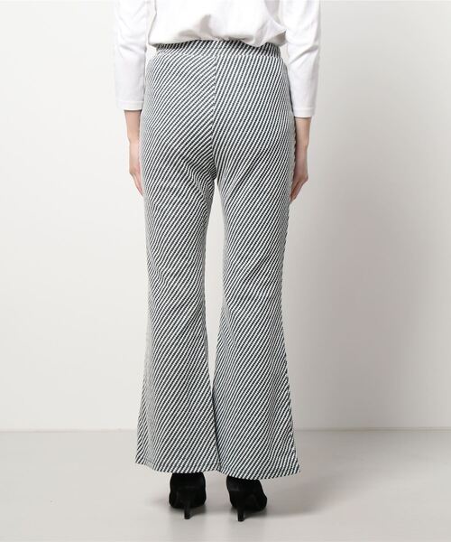 reca(レカ)の「ストライプジャガードセミフレアパンツ(その他パンツ・レディース・ネイビー/グリーン/ブラウン・M)」の5枚目の写真