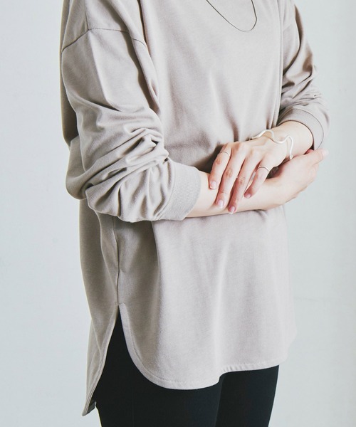 Fizz(フィズ)の「【Fizz/フィズ】 ラウンドヘムチュニック丈ロンTee(Tシャツ/カットソー・レディース・ホワイト/ブラック/ベージュ/グレイッシュベージュ・M/L)」の11枚目の写真