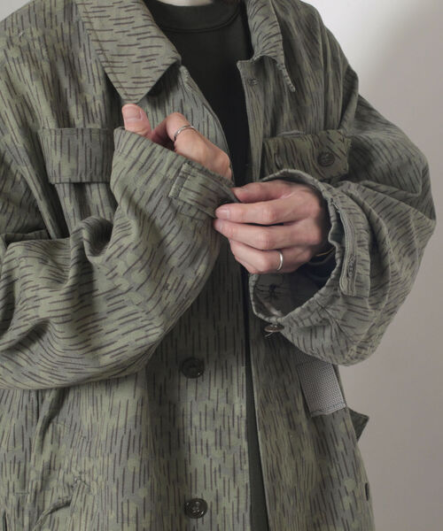 GLOSTER（グロスター）の「【BLAW×GLOSTER】リメイク ミリタリーカモフィールドコート（その他アウター・メンズ・グリーン系その他・MEDIUM）」の13枚目の写真