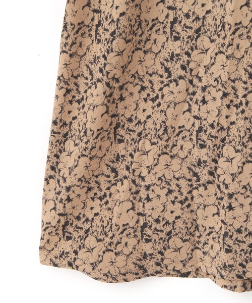 FREE'S MART（フリーズマート）の「花柄パイピングワンピース（ワンピース・レディース・ホワイト系その他/ベージュ系その他・FREE）」の9枚目の写真