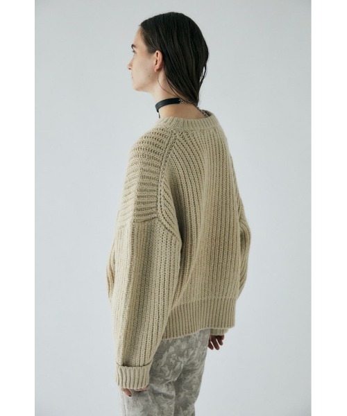 MOUSSY(マウジー)の「DROP SHOULDER LOOSE ニット(ニット/セーター・レディース・アイボリー/ダークブラウン/カーキ/ダークネイビー・FREE)」の7枚目の写真