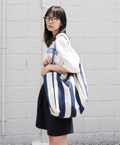Auntie Rosa Holiday（アンティローザホリデー）の「ストライプオーバートート（トートバッグ・レディース・ブラック/ネイビー・FREE）」の6枚目の写真