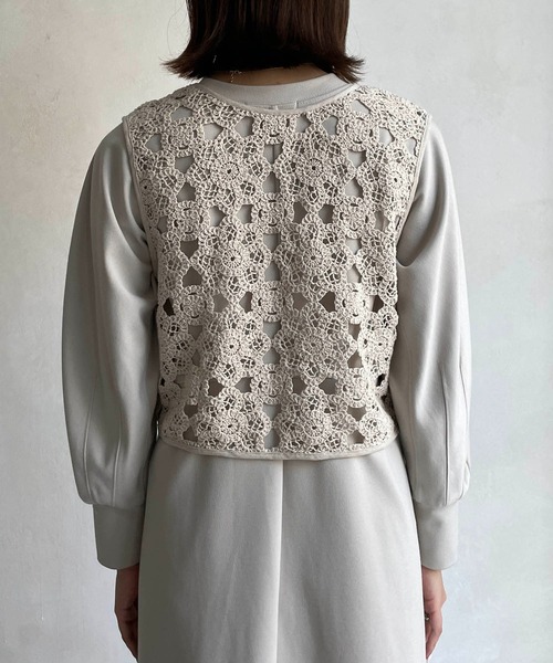 CAPRICIEUX LE'MAGE(カプリシューレマージュ)の「クロシェ風ミニベスト(ベスト・レディース・ブラック/ライトベージュ・FREE)」の10枚目の写真