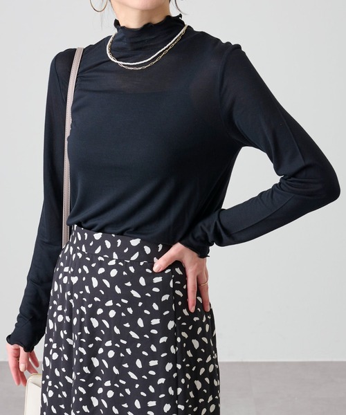 COLONY 2139（コロニートゥーワンスリーナイン）の「天竺シアーメローロンT/シアープチハイネックロンＴ（Tシャツ/カットソー・レディース・ブラック/グリーン/アイボリー/オレンジ・FREE）」の3枚目の写真