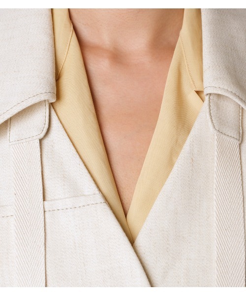 iRENE（アイレネ）の「Canapa Gabardine Cropped Blouson（テーラードジャケット・レディース・ホワイト・36）」の6枚目の写真