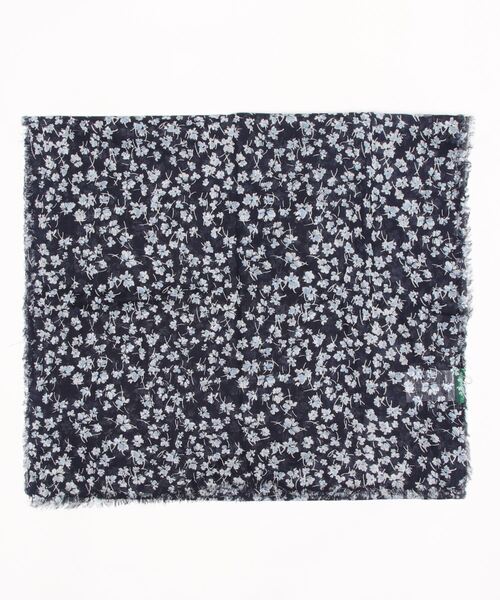 BENETTON (UNITED COLORS OF BENETTON)（ベネトンユナイテッドカラーズオブベネトン）の「コットン総柄ストール（ストール/ショール・レディース・レッド/マルチ/ネイビー・ONE SIZE）」の13枚目の写真