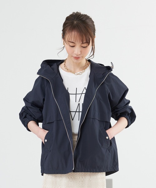 abahouse mavie(アバハウスマヴィ)の「撥水フードブルゾン(ブルゾン・レディース・ホワイト/ネイビー/カーキ・フリー)」の3枚目の写真