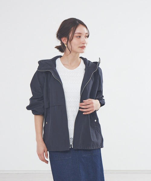 abahouse mavie(アバハウスマヴィ)の「撥水フードブルゾン(ブルゾン・レディース・ホワイト/ネイビー/カーキ・フリー)」の5枚目の写真