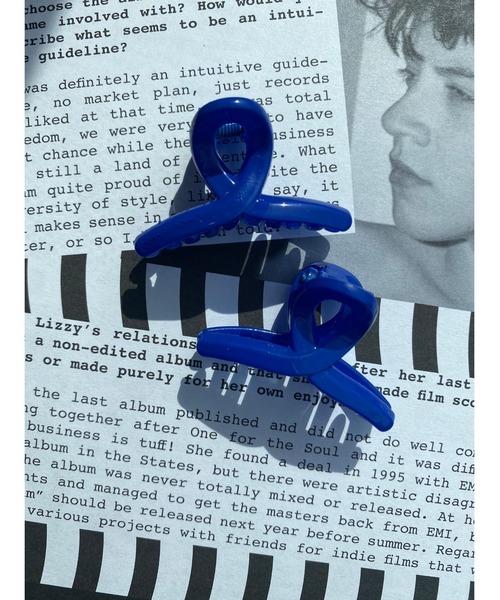 WC(ダブル シー)の「2Pニュアンスミニヘアクリップ(バレッタ/ヘアクリップ・レディース・ホワイト/グリーン/ブルー/ブラウン・FREE)」の4枚目の写真