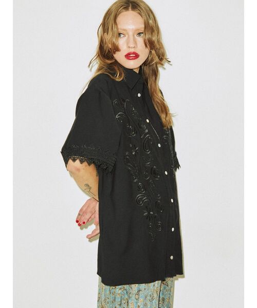 jouetie（ジュエティ）の「エンブロイダリーオーバーシャツ（シャツ/ブラウス・レディース・ブラック/オフホワイト/パープル・MEDIUM）」の16枚目の写真