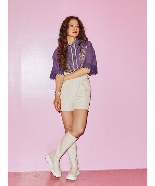 jouetie（ジュエティ）の「エンブロイダリーオーバーシャツ（シャツ/ブラウス・レディース・ブラック/オフホワイト/パープル・MEDIUM）」の15枚目の写真