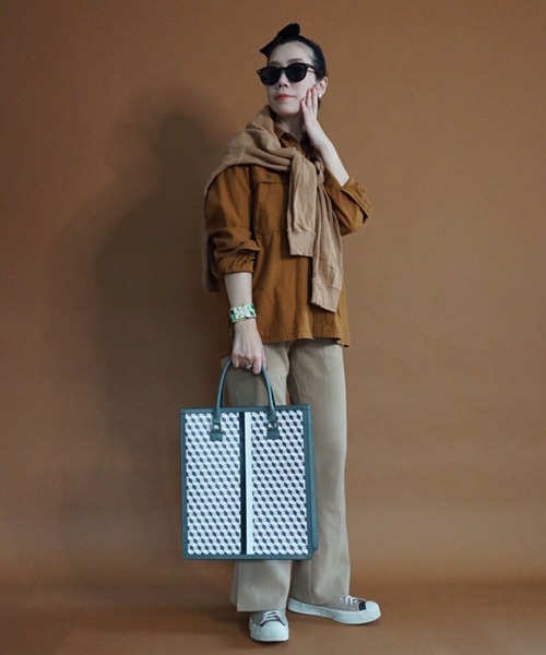 intoxic.（イントキシック）の「THE CUBE LYON  リヨン（ショルダーバッグ・レディース・グリーン/グレー/チョコ・FREE）」の4枚目の写真