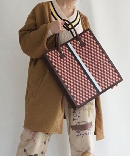 intoxic.（イントキシック）の「THE CUBE LYON  リヨン（ショルダーバッグ・レディース・グリーン/グレー/チョコ・FREE）」の9枚目の写真