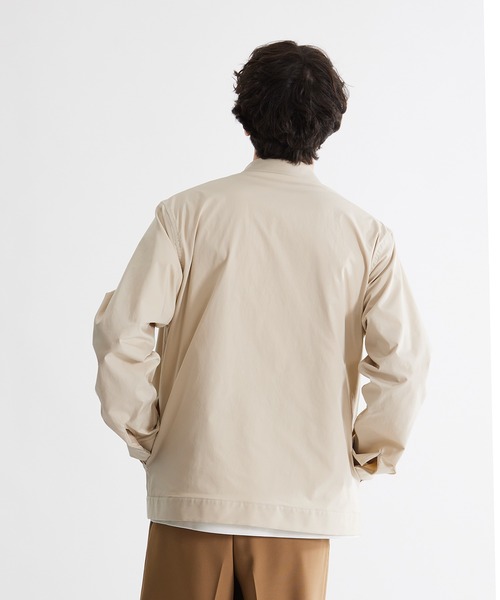 UNITED TOKYO（ユナイテッドトウキョウ）の「ダブルポケットコーチジャケット（ブルゾン・メンズ・ブラック/ライトベージュ・1/2）」の4枚目の写真