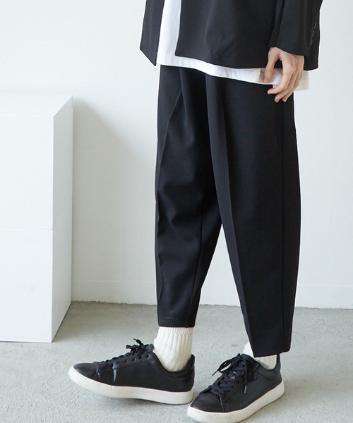 Bling Leads（ブリングリーズ）の「★Bling leads★梨地 アンクルワイドテーパードパンツ（スラックス・レディース・ブラック/ブルー/グレイッシュベージュ/ブラウン/ライトグレー/グレー系・LARGE/MEDIUM）」の14枚目の写真