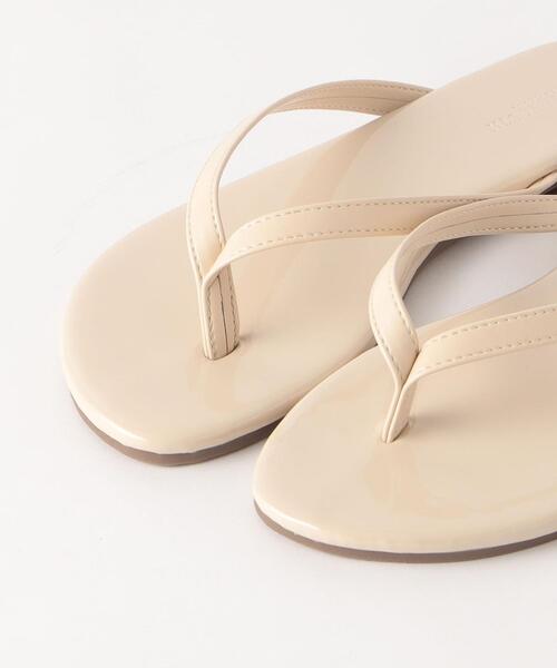 BEAUTY&YOUTH UNITED ARROWS(ビューティーアンドユースユナイテッドアローズ)の「フェイクレザー トング サンダル(サンダル・レディース・ブラック/ナチュラル/オレンジ/シルバー・37/38/35/36)」の8枚目の写真