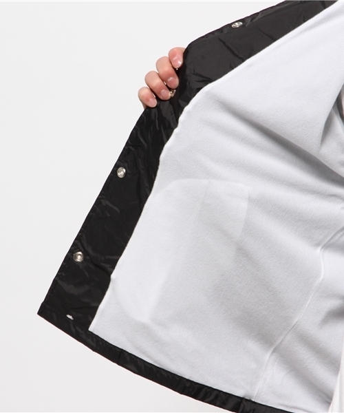 BEAMS（ビームス）の「◎CITY LIGHTS BOOK STORE×BEAMS / 別注 コーチジャケット（ナイロンジャケット・メンズ・ブラック/グリーン・MEDIUM/LARGE）」の17枚目の写真