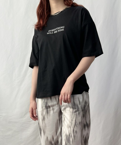 at12:03（アットイチニーゼロサン）の「カジュアルロゴ入り 英字レタリングTシャツ（Tシャツ/カットソー・レディース・ホワイト/ブラック/グレー/ピンク/イエロー・FREE）」の13枚目の写真