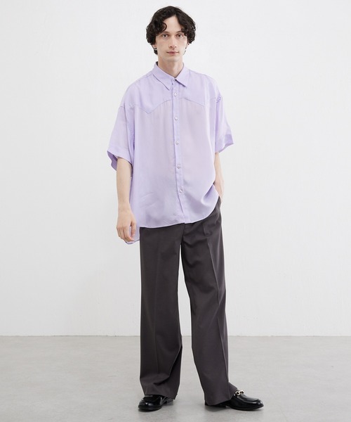 Lui's（ルイス）の「切替ヨークシャツ（シャツ/ブラウス・メンズ・ブラック/オフホワイト/パープル・FREE）」の8枚目の写真