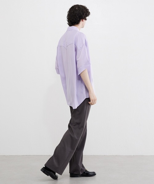 Lui's（ルイス）の「切替ヨークシャツ（シャツ/ブラウス・メンズ・ブラック/オフホワイト/パープル・FREE）」の9枚目の写真