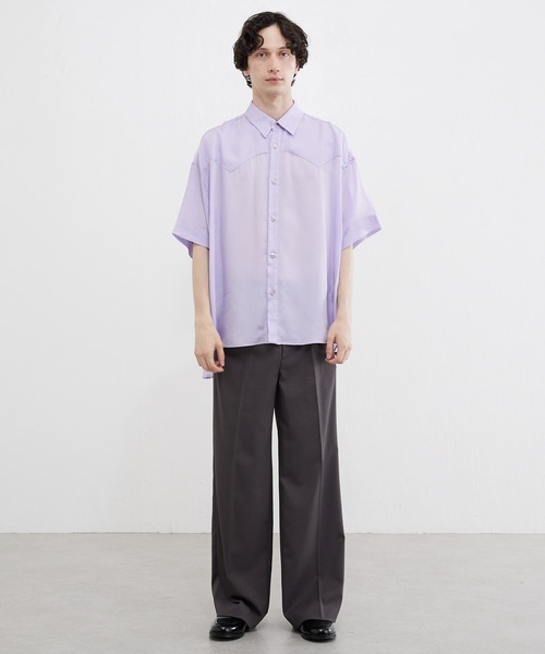 Lui's（ルイス）の「切替ヨークシャツ（シャツ/ブラウス・メンズ・ブラック/オフホワイト/パープル・FREE）」の10枚目の写真