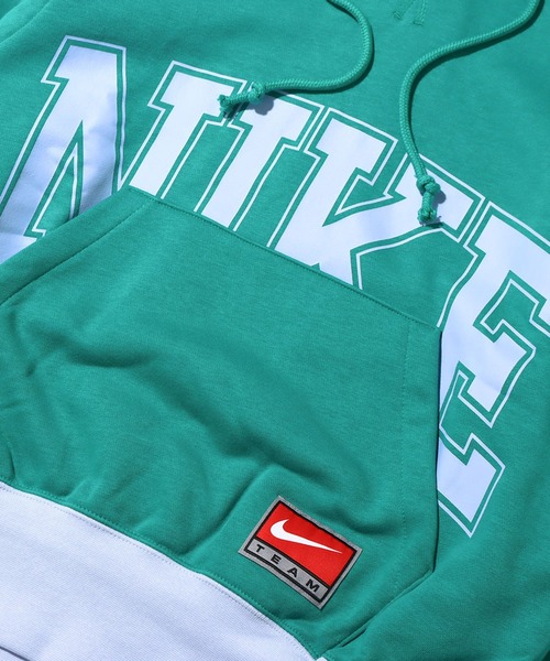 NIKE（ナイキ）の「NIKE WOMENS TEAM NK FLC HOODIE / ナイキ ウィメンズ フリース フーディ 【SP】（パーカー・レディース・ブラック/グリーン・S/M/L）」の5枚目の写真