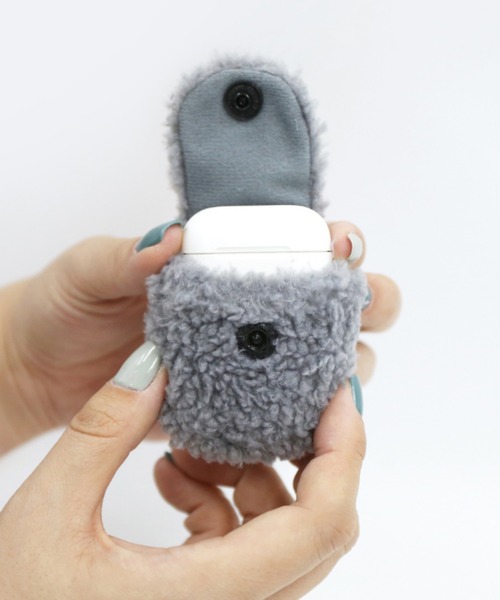 Brunch Brother（ブランチブラザー）の「AirPods用ポーチ･ブランチブラザー/ROMANE（ロマネ）（ヘッドフォン/イヤホン・レディース・グレー/アイボリー・FREE）」の5枚目の写真