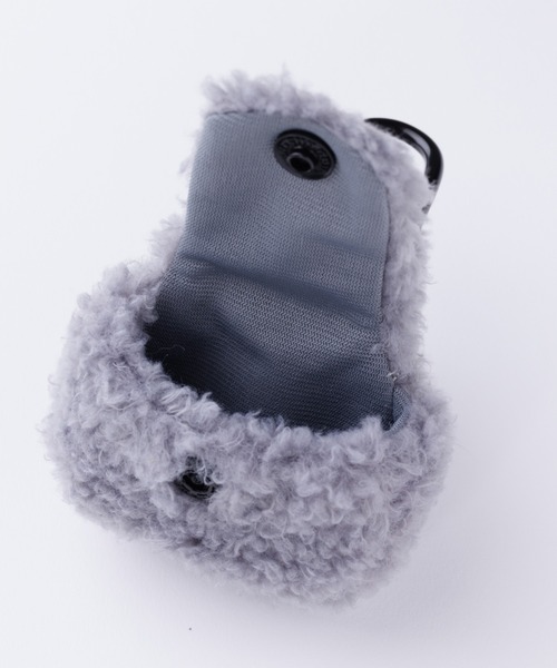 Brunch Brother（ブランチブラザー）の「AirPods用ポーチ･ブランチブラザー/ROMANE（ロマネ）（ヘッドフォン/イヤホン・レディース・グレー/アイボリー・FREE）」の4枚目の写真