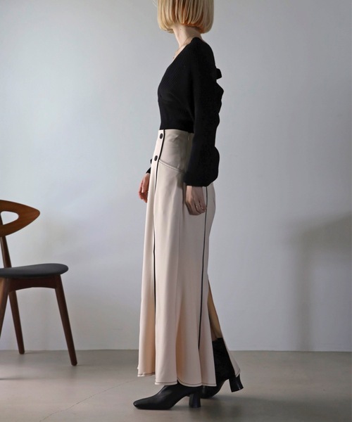 UNFIELD（アンフィールド）の「【UNFIELD】配色パイピングマーメイドスカート（スカート・レディース・ブラック/ベージュ・FREE）」の16枚目の写真