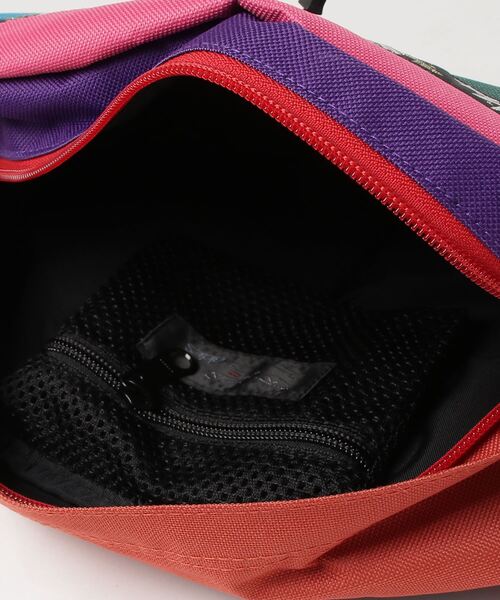 ALDIES（アールディーズ）の「Reflection Waist Bag / リフレクションウエストバッグ（ボディバッグ/ウエストポーチ・メンズ・ブラック/マルチ・FREE）」の7枚目の写真