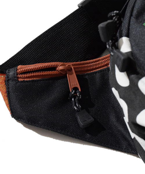 ALDIES（アールディーズ）の「Reflection Waist Bag / リフレクションウエストバッグ（ボディバッグ/ウエストポーチ・メンズ・ブラック/マルチ・FREE）」の12枚目の写真