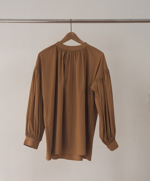 I_am（アイアム）の「gather volume blouse（シャツ/ブラウス）」 - WEAR