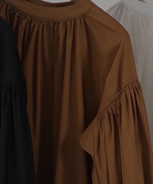I_am(アイアム)の「gather volume blouse(シャツ/ブラウス・レディース・ブラック/キャメル/オフホワイト・FREE)」の14枚目の写真