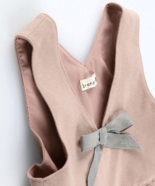 BRANSHES（ブランシェス）の「【ハレの日】リボン付きジャンパースカート（ジャンパースカート・キッズ・チャコールグレー/ピンク・90/100/110/120/130/140/150）」の13枚目の写真