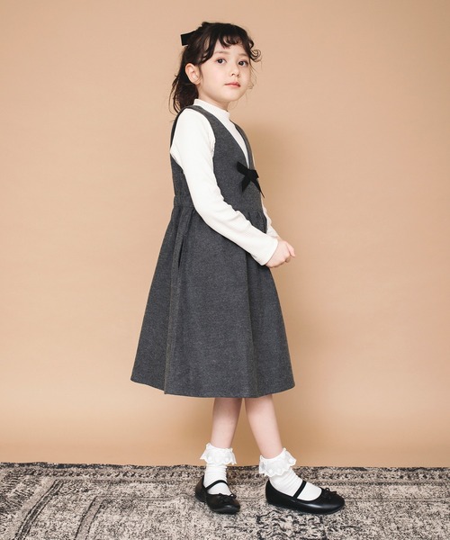 BRANSHES（ブランシェス）の「【ハレの日】リボン付きジャンパースカート（ジャンパースカート・キッズ・チャコールグレー/ピンク・90/100/110/120/130/140/150）」の19枚目の写真