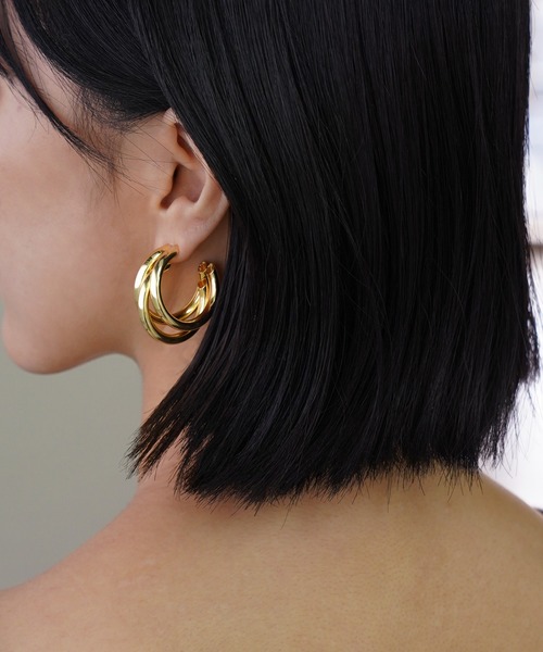 IAMUSE（アイアミューズ）の「金属アレルギー対応　トリニティフープピアス S0781【IAMUSE】（ピアス（両耳用）・レディース・シルバー/ゴールド・FREE）」の9枚目の写真