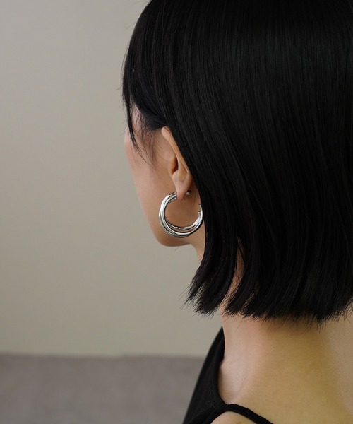 IAMUSE（アイアミューズ）の「金属アレルギー対応　トリニティフープピアス S0781【IAMUSE】（ピアス（両耳用）・レディース・シルバー/ゴールド・FREE）」の12枚目の写真