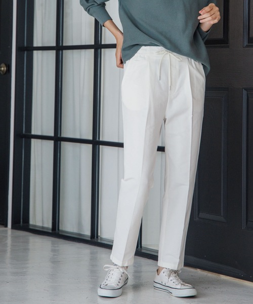 THE SHOP TK (ザ ショップ ティーケー )の「◆【選べるXs~XLサイズ展開】美脚ジョグテーパードパンツ(その他パンツ・レディース・ダークオリーブ/ライトベージュ/オフホワイト/イエロー/ブラック/ピンク系・14/12/10/11/13)」の7枚目の写真