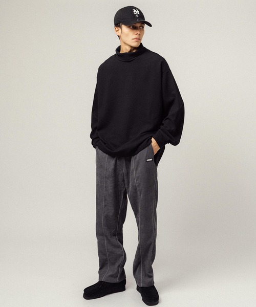 Ressaca(レサーカ)の「オーバーサイズ ワッフル タートルネック長袖カットソー(Tシャツ/カットソー・メンズ・ベージュ/ブラック/グレー・M/L/XL)」の11枚目の写真